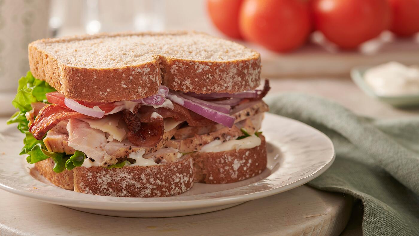 Turkey Bacon Ranch Sandwich Feed Good Rewards turkey-bacon-ranch-sandwich-feed-good-rewards